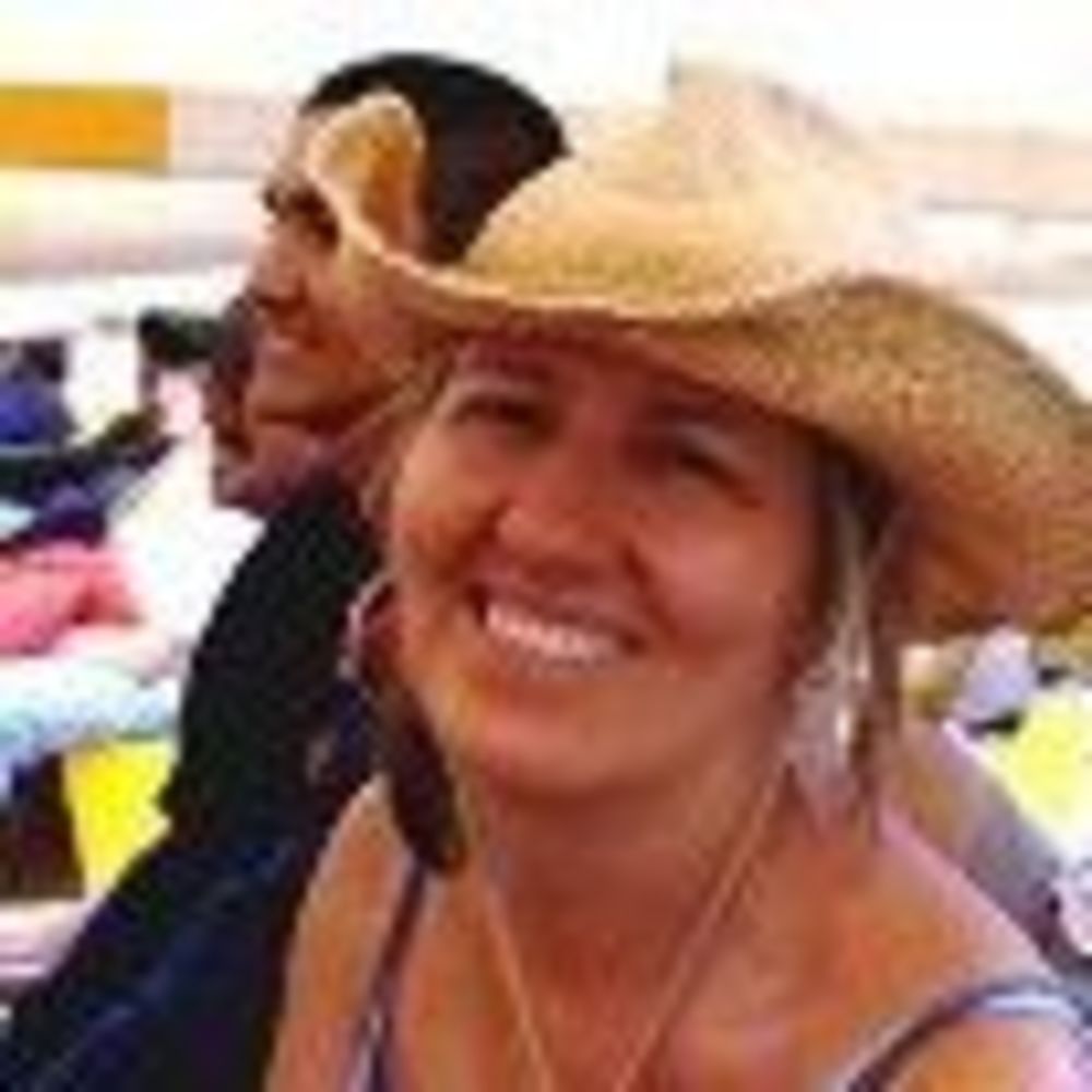 Meet your Posher, Denise